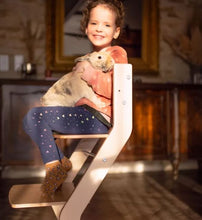 Charger l'image dans la galerie, Chaise haute_le petit montessori_bois