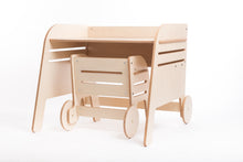 Charger l'image dans la galerie, table-chaise-roue-montessori