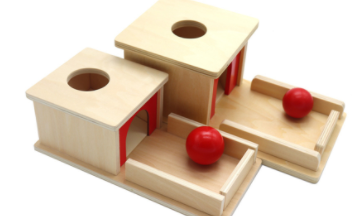 Activités Montessori : La Boîte Permanence De l’objet